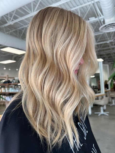 #blondehairstyles #balayage #blondehaircolor #hair #golden #trendy #bright #beachy #waves #curls #fallhaircolor Bright Beachy Blonde, Beachy Blonde Hair, Beachy Blonde, Medium Length Blonde, Perfect Blonde Hair, Bright Blonde Hair, Summer Blonde Hair, Summer Blonde, Perfect Blonde