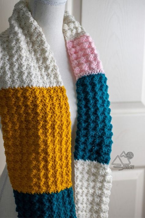 Crochet Leftover Yarn Scarf Free Pattern and Video Tutorial - Winding Road Crochet Stripe Scarf Pattern, Chunky Yarn Patterns, Crocheted Cowl, Scarf Free Pattern, Winding Road Crochet, Lacy Scarf, Yarn Scarf, Leftover Yarn, Crochet Scarfs