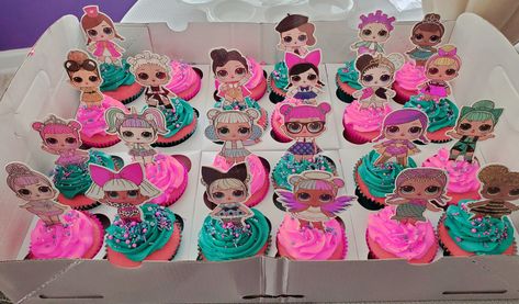 Lol Surprise Dolls Cupcakes, Lol Birthday Cupcakes, Lol Doll Cupcakes, Lol Surprise Cupcakes, Lol Cupcake Ideas, Lol Surprise Dolls Party Ideas Food, Lol Cupcakes, Surprise Party Themes, Surprise Cupcakes