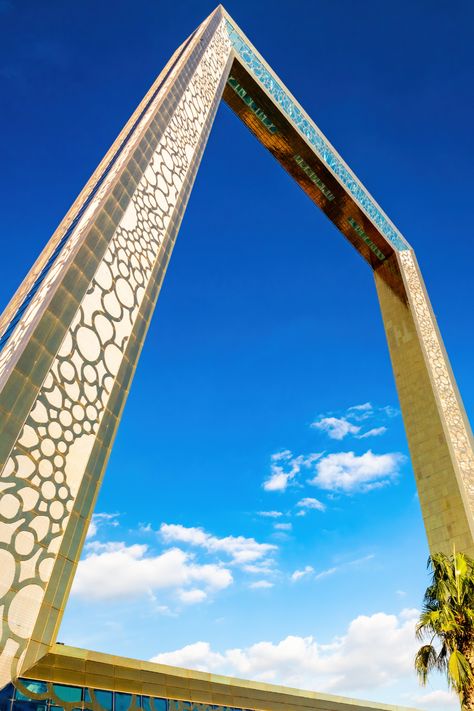 #DubaiFrame #TravelGoals #VisitDubai #Cityscape #UrbanExploration Frame Dubai, Dubai Trip, Dubai Frame, Dubai Tourism, Modern Skyscrapers, Dubai Vacation, Dubai Luxury, Visit Dubai, Dubai City