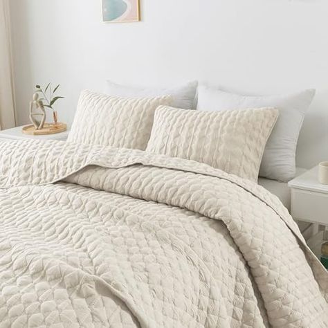 Amazon.com: WDCOZY Oversized California Cal King Size Quilt Bedding Sets with Pillow Shams, Beige Tan Cream Lightweight Soft Bedspread Coverlet Bed Cover, All Season Spring Summer, 3 Pieces, 116x106 inches : Home & Kitchen Maddys Room, Ivory Comforter, Beige Quilt, Quilt Bedding Sets, King Size Bedspread, Primary Bed, Cama King Size, Lit King Size, Earthy Home