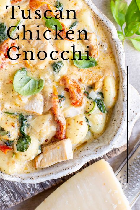 Tuscan Chicken Gnocchi, Gnocchi Dishes, Sprouts Recipes, Chicken Gnocchi, Family Dishes, Quick Food, Tuscan Chicken, Food Mood, Chicken Meals