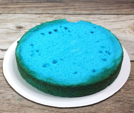 Blue Cake Recipe, Blue Velvet Cake Recipe, Buttercream Frosting Chocolate, Three Layer Cake, Blue Velvet Cake, 3 Ingredient Brownies, Cake Recipe From Scratch, Blue Velvet Cakes, Frosting Chocolate