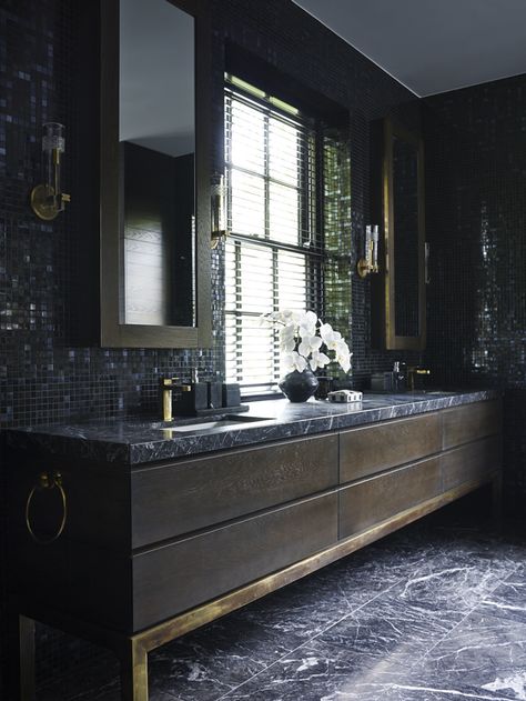 Melbourne House | Greg Natale Dark Vanity Bathroom, Black Marble Bathroom, Black Cabinets Bathroom, Dark Interior Design, Greg Natale, Bad Inspiration, Melbourne House, Bathroom Top, Modern Mansion