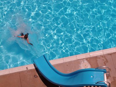 A pool slide painted with gel coat creates a tough, waterproof finish. Inground Pool Slides, Swimming Pool Slides, Pool Water Slide, Fiberglass Pool, Window Panes, Swimming Pool House, Pool Slide, Swimming Pool Water, Fiberglass Pools