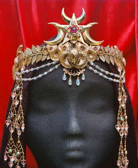 Egyptian Crown, Egyptian Goddess Costume, Egyptian Wedding, Goddess Crown, Diy Crown, Goddess Costume, Egyptian Jewelry, Egyptian Goddess, Fantasy Dress