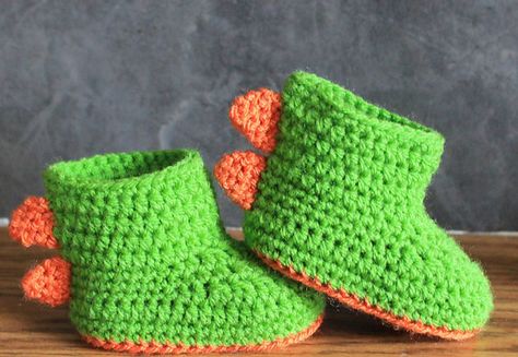 15 Adorable Baby Bootie Crochet Patterns Crochet Baby Blanket Beginner, Crochet Baby Booties Pattern, Crochet Shoes Pattern, Crochet Baby Shoes Pattern, Baby Booties Pattern, Crochet Dinosaur, Dinosaur Costume, Booties Crochet, Crochet Booties