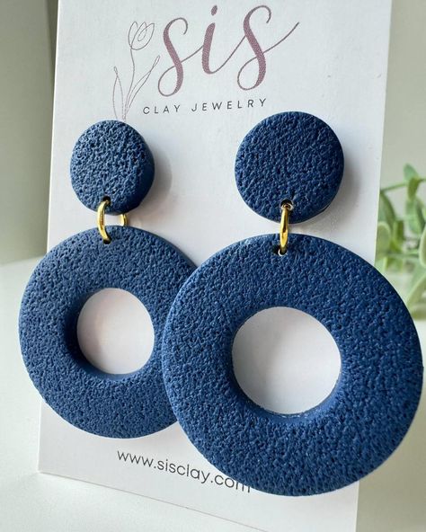 Vogue earrings and all its colors . What’s your favorite one? Polymer Clay Earrings Texture, Polymer Clay Earrings Design, Clay Jewellery Handmade, Blue Clay Earrings, Limestone Texture, Blue Polymer Clay Earrings, Earring Clay, Colourful Earrings, Clay Studs