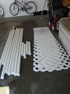 Musings from a Christian homeschooling gardener & fiber artist who isn't always focused in on one thing or another but goes where the Spirit leads. Diy Garden Trellis, Pvc Pipe Crafts, Lattice Trellis, Pvc Pipe Projects, Pvc Projects, Diy Trellis, Pergola Plans, Diy Pergola, Diy Renovation