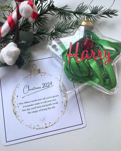 Oooohhhh storm day means I’ve been able to finally make these 🙌🏻✨ Inside each bauble is a ribbon, cut to match your child’s exact height. The bauble is personalised with the child’s name and contains a bell and a snowflake charm. 💚❤️ Head to my crystal shop to purchase ⬇️ https://soulfulhealing1111.com Making 10, S Name, Crystal Shop, Ribbon, Crystals, 10 Things, Christmas