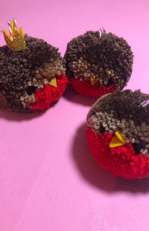 These cute pompom robins have been the star of my recent workshops so I thought I’d share a tutorial on here. Hope it doesn’t make people… | Instagram Pom Crafts, Sea Sickness, Pom Pom Crafts, December 7, Embroidery Craft, Robins, Pom Poms, Next Week, The Star