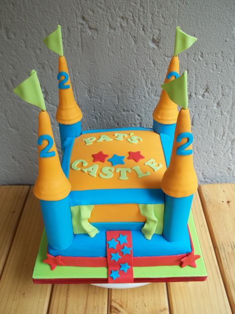 Jump 4 Joy Birthday Party, Jump Theme Birthday Cake, Bounce House Cake, White Jumping Castle With Balloons, Bouncy Castle Birthday Party, Trampoline Cake, Joy Birthday, Jumping Castles Kids, Boys 8th Birthday