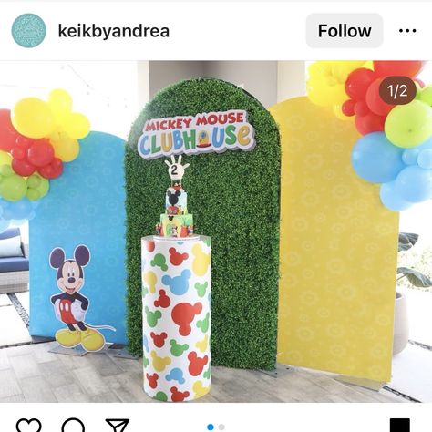 Mickey Mouse Clubhouse Backdrop, Mickey Mouse Clubhouse Birthday Party Decorations, Mickey Mouse Treats, Minnie Mouse Birthday Theme, Mickey Mouse Bday, Mickey 1st Birthdays, Mickey Clubhouse, Mickey Mouse Clubhouse Birthday Party, Mickey Mouse Clubhouse Party