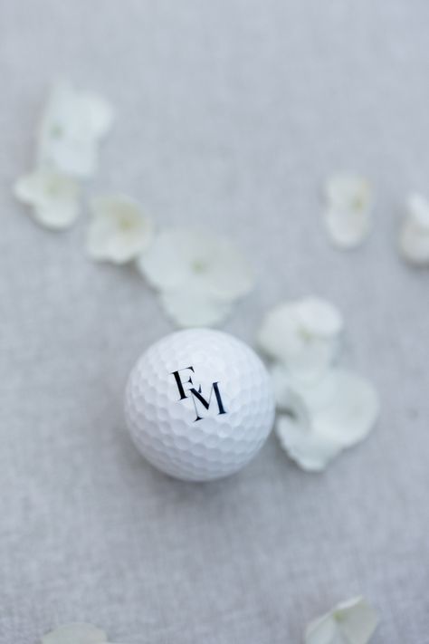 Perfect touch for outdoor wedding cocktail hour at a golf club. Save for your golf club wedding inspo! 
Photo by talented @ryannlindseyphotography Wedding Golf Balls Party Favors, Golf Themed Wedding Favors, Golf Ball Wedding Favors, Wedding Golf Balls, Wedding Golf Tournament, Golf Club Wedding Decor, Golf Wedding Decor, Golf Wedding Favors, Cocktail Hour Games Wedding