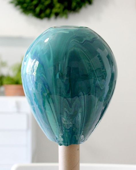 Marble Vase Diy, Diy Faux Marble, Diy Painted Vases, Upcycled Decor, Wheelbarrow Planter, Pouring Medium, Painted Glass Vases, Acrylic Vase, Future Shop