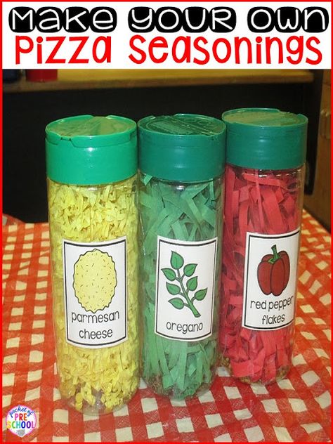 Pizza Restaurant Dramatic Play - Pocket of Preschool Restaurant Dramatic Play, Dramatic Play Themes, Dramatic Play Center, Purposeful Play, Role Play Areas, Prop Box, Make Your Own Pizza, Restaurant Themes, Dramatic Play Preschool