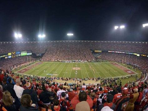 Candlestick Park Candlestick Park, Stadium Architecture, Gold Rush, Baseball Field, Picture Gallery, Rush, Soccer Field, How To Memorize Things, Walking