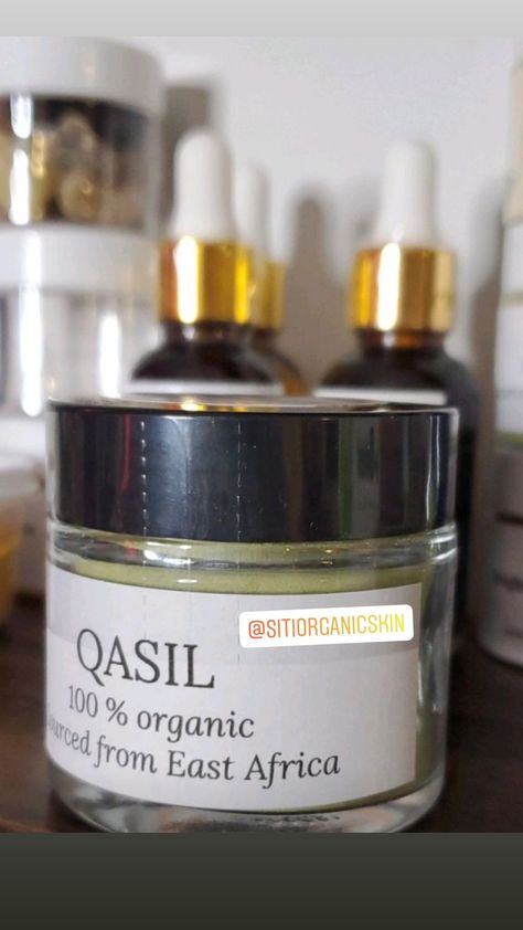 Qasil Powder, Deep Pore Cleaning, Somali Women, Pore Cleaning, Ethiopian Women, Cleansing Powder, Ancient Beauty, Prevent Acne, Natural Hair Growth