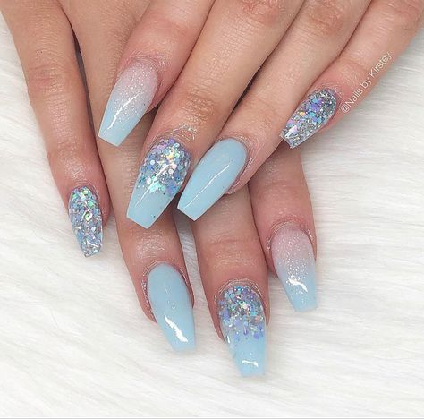 Prom Nails Acrylic Classy Blue, Nail Ideas To Go With Blue Dress, Blue Gray Nails Acrylic Almond, Light Blue And Silver Nails Acrylic, White Nails Blue Glitter, Pastel Blue Nails With Glitter, Light Blue And Silver Nails Prom, Sparkly Light Blue Nails, Light Blue Glitter Nails