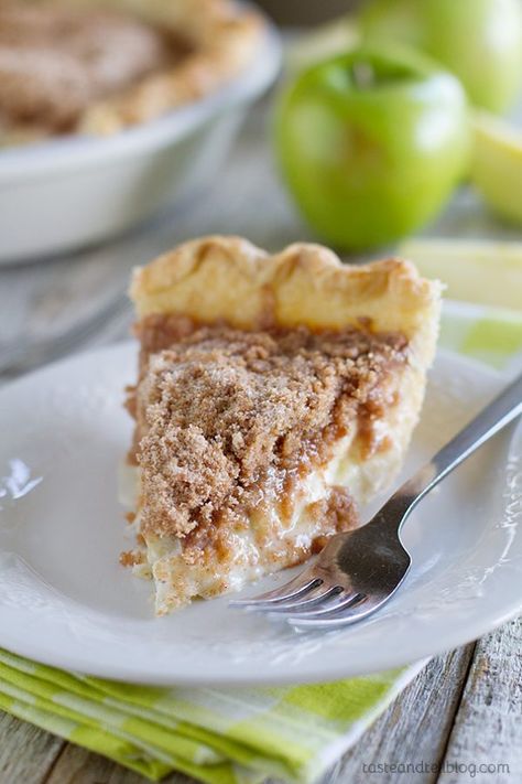 Creamy Apple Pie, Sour Cream Apple Pie, Buttery Flaky Pie Crust, Taste And Tell, Favorite Pie Recipes, Apple Treat, Homemade Apple Pie, Pumpkin Pie Cheesecake, Classic Apple Pie