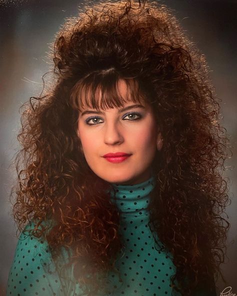 Krimped Hairstyles 80s, 90s Quinceanera, 80s Fashion Hairstyles, 1980s Hairstyles For Long Hair, Blonde Hair 90s, 80s Perm, Rock And Roll Hairstyles, Short Fluffy Hairstyles, Fluffy Hairstyles