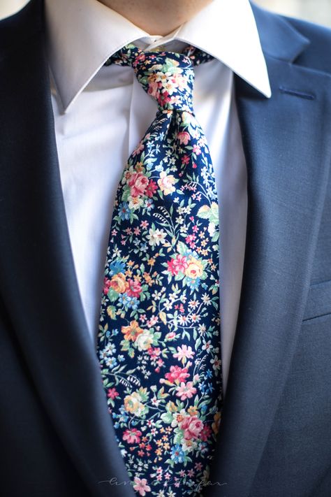 Men's Navy Suiting and Floral Tie for Spring Navy Suit Grey Waistcoat, Floral Tie Wedding, Gifts For Tennis Players, Mens Navy Suit, Men Minimalist Fashion, Navy Suit Wedding, Navy Suits, Floral Ties, Wedding Tux