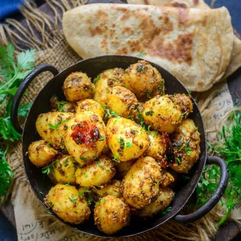 Potato Masala Recipe, Potato Masala, Baby Potato, Roasted Baby Potatoes, Roast Recipe, Roast Potatoes, Baby Potatoes, Masala Recipe, Recipe Steps