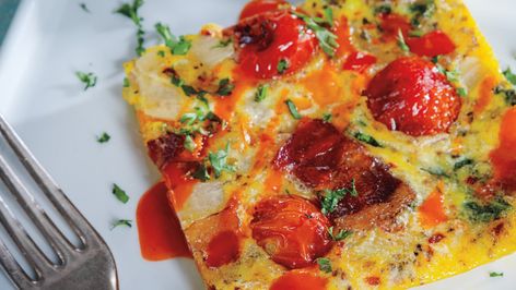 Veggie Bacon, Veggie Frittata, Fresh Dishes, Frittata Recipe, Brunch Recipe, Frittata Recipes, Crispy Bacon, Roasted Veggies, Roasted Vegetables