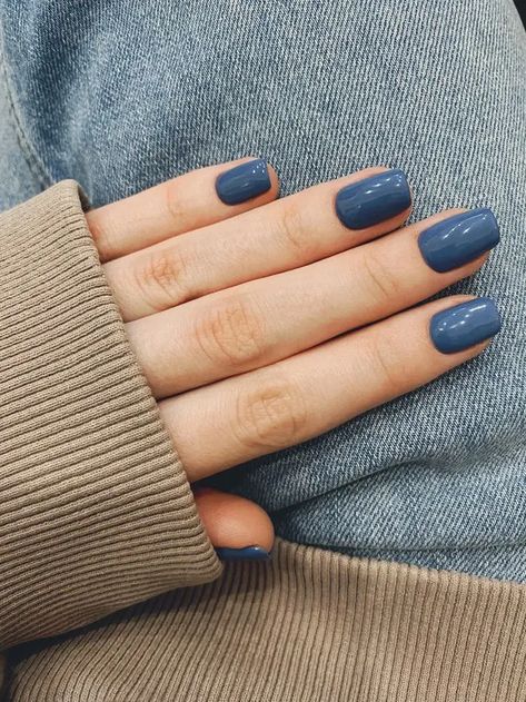 Solid Nail Color Ideas Short, April Nails Solid Color, Cute Solid Color Nails Fall, Solid Gel Nail Color Ideas Short, Gel Nail Solid Color, Simple Spring Nails Solid Color, Short Acrylic Nails Plain Color, Short Plain Nail Ideas, Solid Nail Color Ideas Fall