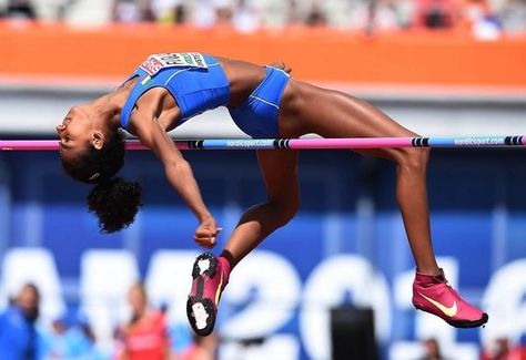 High Jump Photography, High Jump Aesthetic, Sports Aesthetics, Vision Board Photos, Athletic Girls, Olympic Sports, High Jump, Track Workout, European Championships