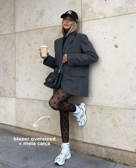 New Balance 550 Shoes, Shoes Women Outfit, New Balance 530 Outfit, Outfit Sporty, Smart Casual Women, New Balance Outfit, Winter Fashion Outfits Casual, Balance Sneakers, White Socks