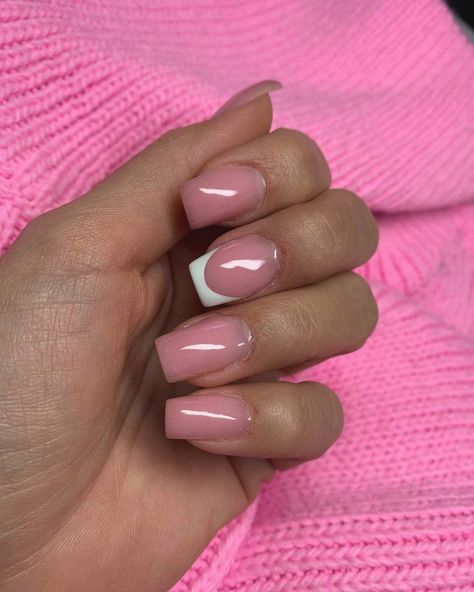 Bubble Gum Pink Nails, Pink Nails Gel, Bubble Gum Pink, Nails Gel, Birthday Nails, Nails Designs, Nail Decals, Nails Nails, Bubble Gum