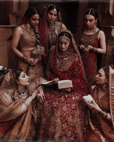 Desi Bridesmaids Aesthetic, Desi Wedding Shoot, Aesthetic Indian Bridal Shoot, Indian Wear Aesthetic Photoshoot, Desi Royalty Aesthetic, Pakistani People, South Asian Aesthetic, Pakistani Culture, Bridesmaid Photoshoot