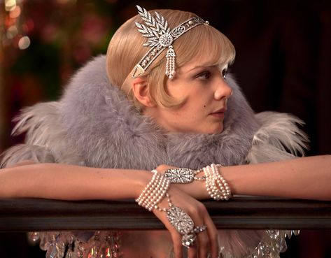 Estilo Charleston, The Great Gatsby Movie, Gatsby Movie, The Great Gatsby 2013, Great Gatsby Headpiece, Gatsby Party Dress, Flapper Girls, Gatsby Jewelry, Daisy Buchanan