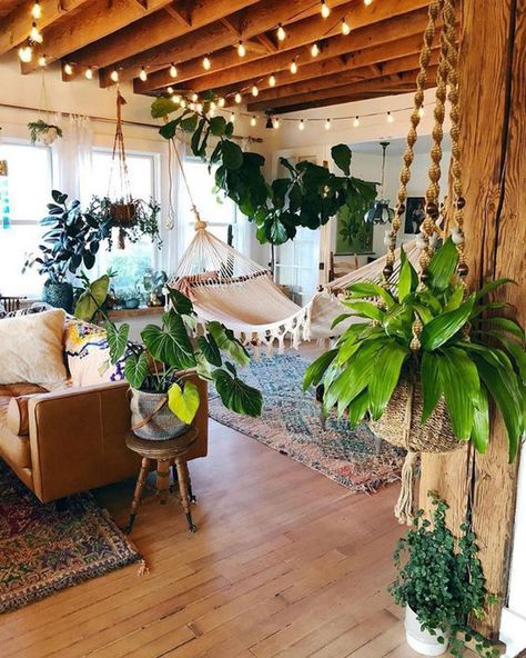 The Beach House Lots Of Plants, Decor Ikea, Bohemian House, Bohemian Home Decor, Room With Plants, Boho Living, Home Design Decor, A Living Room, Dream Rooms