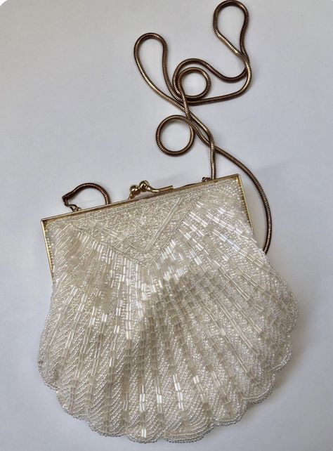 Sea Shell Purse, Seashell Purse, Seashell Bag, Vintage Clutch Purse, Beads Bag, Mermaid Bag, Fashion Feminine, Wild Honey, Potli Bags