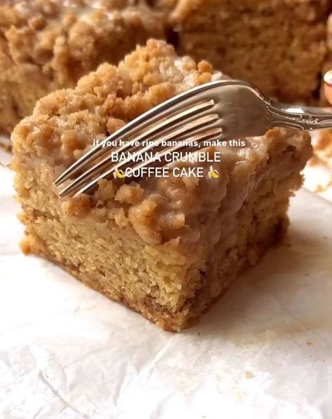 desserts on Instagram: "BANANA CRUMBLE COFFEE CAKE 🎥 by @sara.haven Follow @dessertribe for daily desserts🍫 cake: 3 ripe bananas, mashed • 1/2 cup unsweetened applesauce • 1/2 cup honey • 2 eggs • 3 cups flour (gluten-free or all purpose) • 2 1/2 tsp baking powder • 1/2 tsp baking soda • 1/2 tsp salt • 1/2 tsp cinnamon • 8 oz plain full fat greek yogurt (dairy-free works) • 1 tbsp vanilla • 1/4 cup milk of choice cinnamon sugar filling: 3 tbsp light brown sugar• 1 1/2 tsp cinnamon crumble: Crumble Coffee Cake, Sara Haven, Banana Crumble, Banana Cakes, Cinnamon Crumble, Banana Dessert Recipes, Postre Keto, Desserts Cake, Instagram Recipes