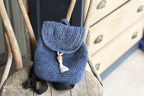 Make Your Own Stylish Crochet Mini Backpack with This Simple Pattern Crochet Mini Backpack, Crochet Crossbody Bag, Crossbody Bag Pattern, Desert Chic, Striped Bags, Stylish Crochet, Quick Crochet, Mini Backpack, Crochet Bags