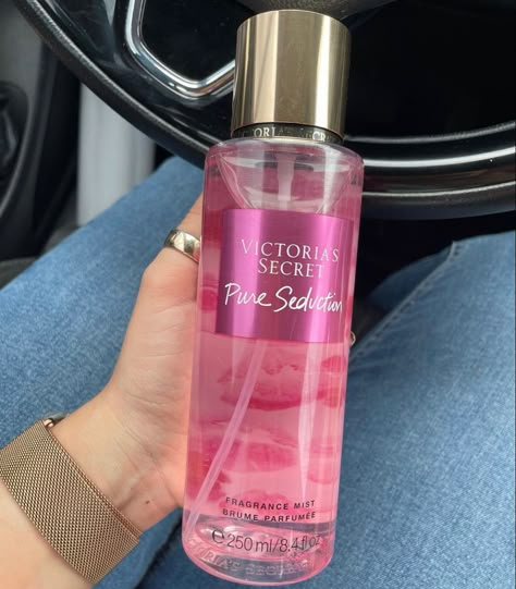 Body Splash Victoria Secret, Hygiene Aesthetic, Victorious Secret, Profumo Victoria Secret, Perfume Victoria Secret, Victoria's Secret Perfume, Victoria Secret Body Mist, Victoria Secret Lotion, Expensive Perfume