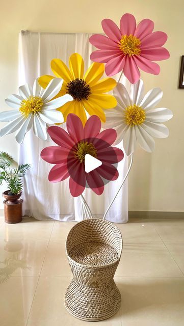 Origami Rose, Flower Decorations Diy, Colourful Flowers, How To Make Paper Flowers, Crepe Paper Flowers, Giant Flowers, Foam Flowers, Stage Decorations, Flower Template