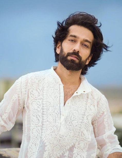 Nakul Mehta Ishqbaaz, Larry Gif, Ram Kapoor, Nakul Mehta, Hindi Serial, Nakuul Mehta, Bohemian Living Room Decor, Beauty Rules, Indian Men Fashion