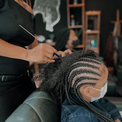 Black Hair Salons, Hair Braider, Beautiful Black Hair, Career Vision Board, Black Hair Care, Afro Girl, Business Hairstyles, Black Culture, Hair Salon