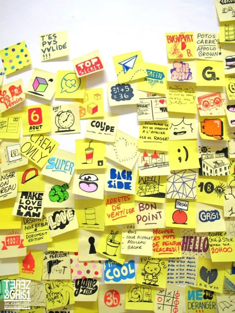 #inspiration Post It Notes Illustration, Post It Masterpiece, Sticky Notes Art Wall, Post It Note Wall Ideas, Post It Art Ideas, Post It Notes Art, Posted Notes Art, Post It Notes Drawings, Post It Wall Ideas