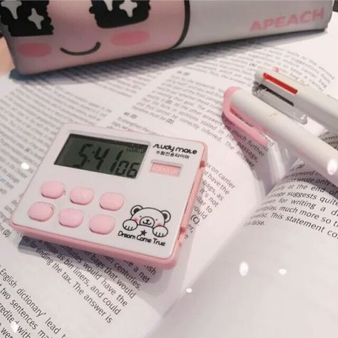 Study timer°• #korean #study #pink #white #aesthetic #motiv 🌸🍑 Timer For Study, Pink Clock Aesthetic, Study Timer Clock, Study Pov, Korean Study Motivation, Study Clock, Korean School Aesthetic, Timer Aesthetic, Kawaii Motivation