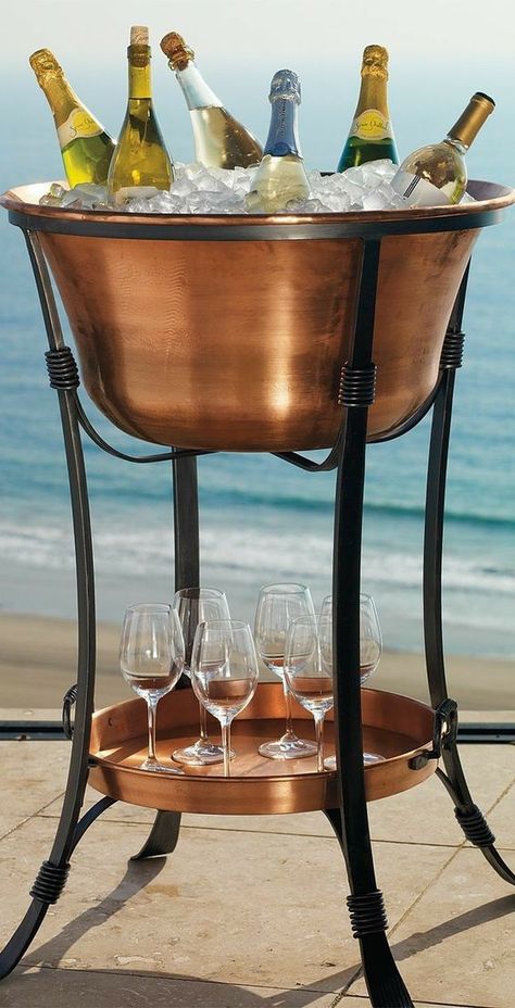 Bars Design, Beverage Tub, Drinking Accessories, Exterior Ideas, Copper Kitchen, Teak Outdoor, Outdoor Garden Furniture, Outdoor Entertaining, Wine Cellar