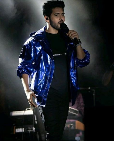 Armaan Malik Cute, Arman Malik, Onwards And Upwards, No Looking Back, Anu Malik, Armaan Malik, Best Guitar Players, Dream Concert, Guitar Players