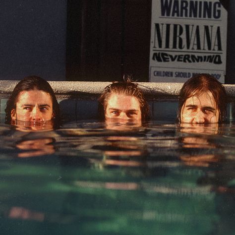 Nirvana Photoshoot, Nevermind Nirvana, School Van, Nirvana Nevermind, Elizabeth Lail, Shaving Your Head, Grunge Band, Van Nuys, Smart Auto