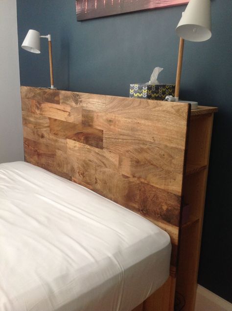 DIY bed head with hidden shelf storage. Bed Headboard With Storage, Diy Storage Headboard, Bedframe Diy, Headboard With Storage, Bedroom Storage For Small Rooms, Diy Headboard Wooden, Diy Wood Headboard, Diy Bed Headboard, Headboard Projects