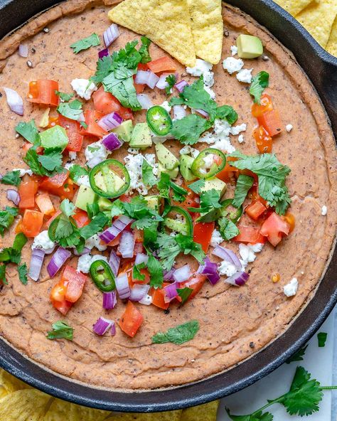 Healthy Mexican Dip, Clean Food Crush Recipes Snacks, Clean Food Crush Recipes, Cfc Recipes, Cleanfoodcrush Recipes, Bean Dips, Mexican Bean Dip, Vegetarian Lunches, Clean Eating Kids