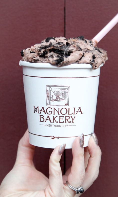 Magnolia Bakery New York, Chocolate Banana Pudding, Banana Pudding From Scratch, Magnolia Bakery, Magnolias Bakery, Popsugar Food, Chocolate Shavings, Bakery Recipes, Pudding Recipes